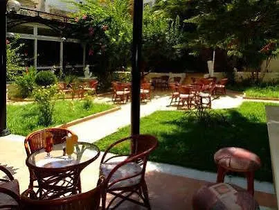 Achillion Palace Отель 4*
